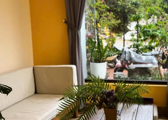 Khách sạn Moc House
